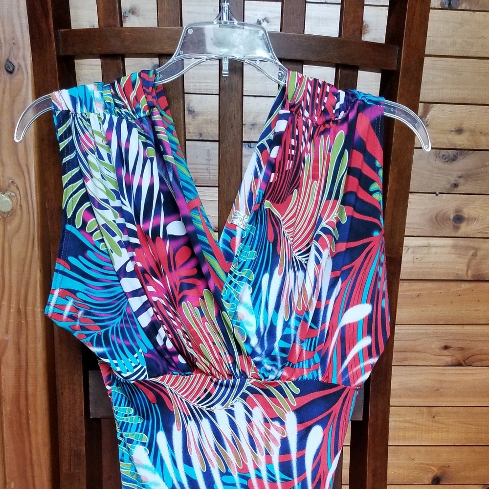 Top Mutli-Colored V Neck V Back